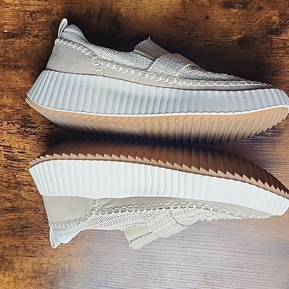 DOLCE VITA | Beige Dayo Slip-On Neutral Tweed Sneaker Loafers for Women | 7.5 - Picture 3 of 7